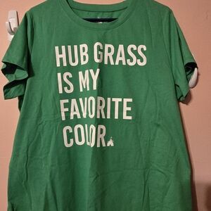 walt Disney World Hub Grass is my Favorite color Green and white t shirt xl Nwot